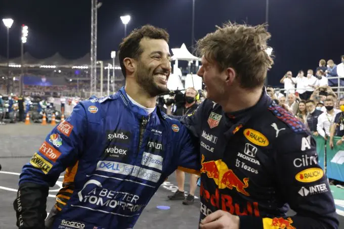 ricciardo en verstappen 1