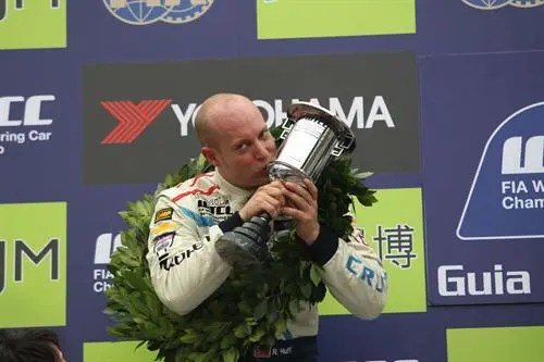rob huff podium