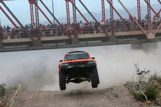 robby gordon dakar 2015 rally gordini jump racexpress 1
