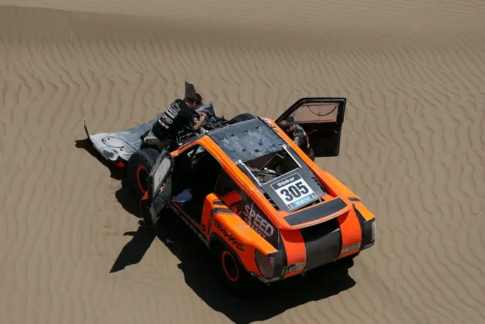 robby gordon el salvador