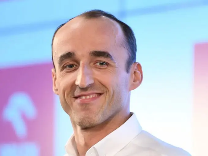 robert kubica portret 2020 86281674 503187773944969 7651856345200590848 n