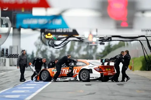 robert wickens dtm test barcalona