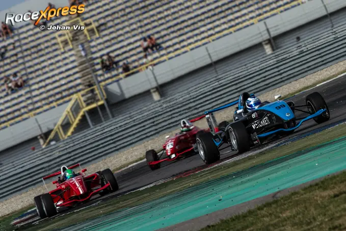 rolf aron formula renault 16 gamma racing day