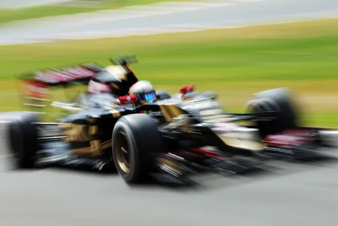 romain grosjean lotus