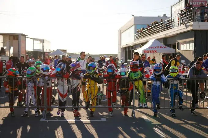 rotax racing micro max group waiting