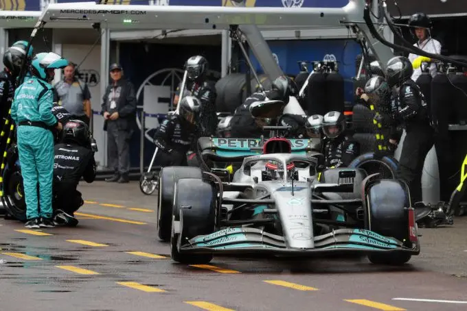 russell pitstop monaco