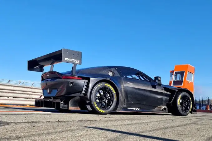 rx aston martin comtoyou racing 1