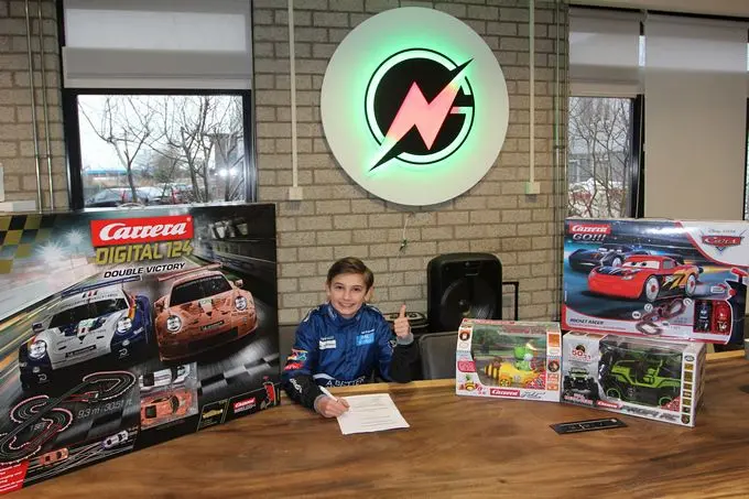 rx greaham hofmans sluit deal met carrera