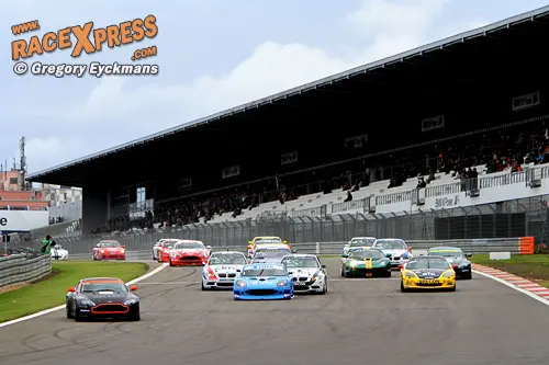 rx gt4 start img 1771