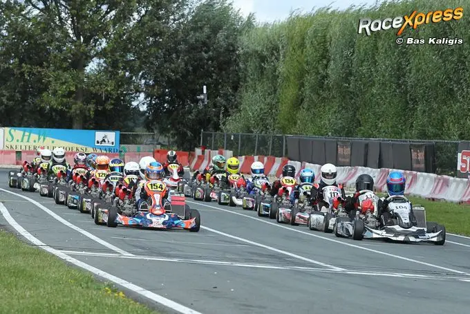 rx jenson de leeuw met nummer 154 wint nk karting in id engines c010343 ab