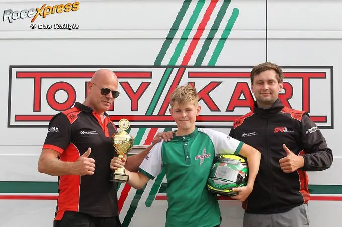 rx luca breemer hier met vader links en teambaas rechts