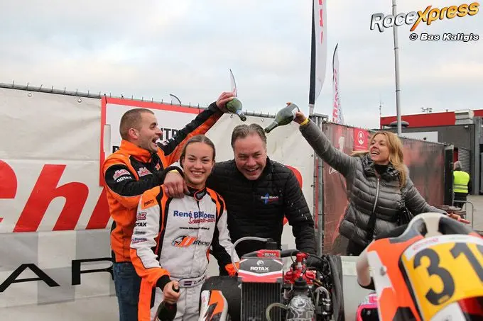 rx luna bloem eerste vrouwelijke kampioen rotax max en champagne douche vader renel bloem nat gespoten