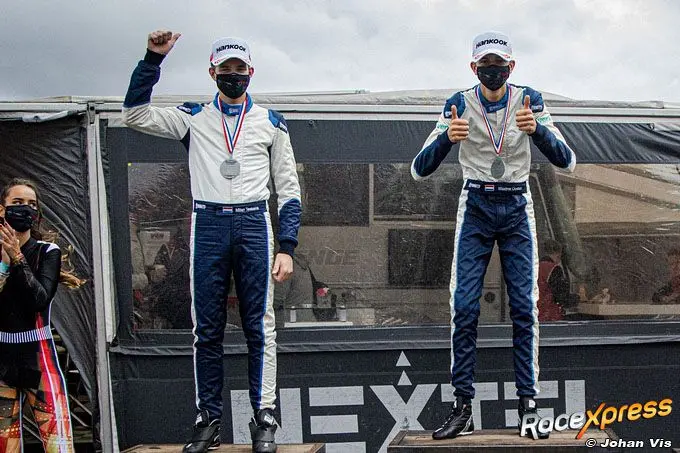 rx maxime oosten en milan teekens op podium zandvoort superprix 2020