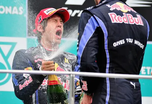 rx podium champagne