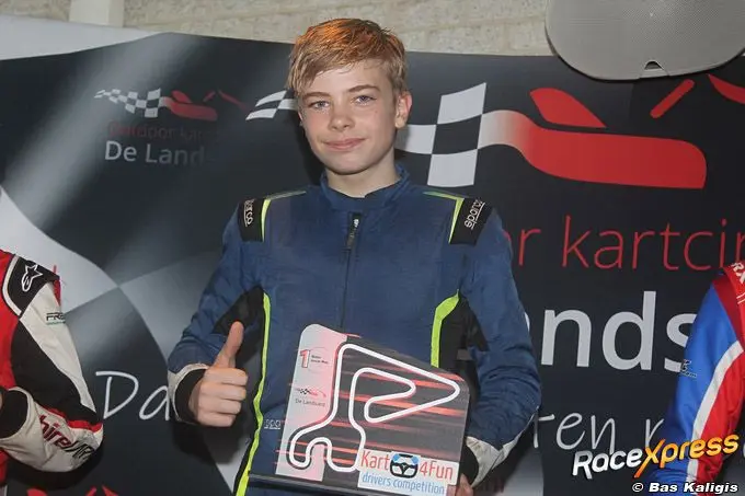 rx rocco keur wint en pakt eerste beker in rotax max junior imgm9345