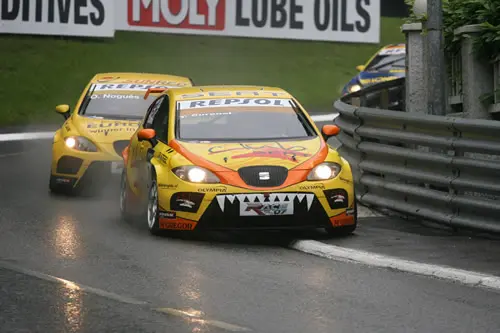 rx tom coronel in de straten van pau 2008
