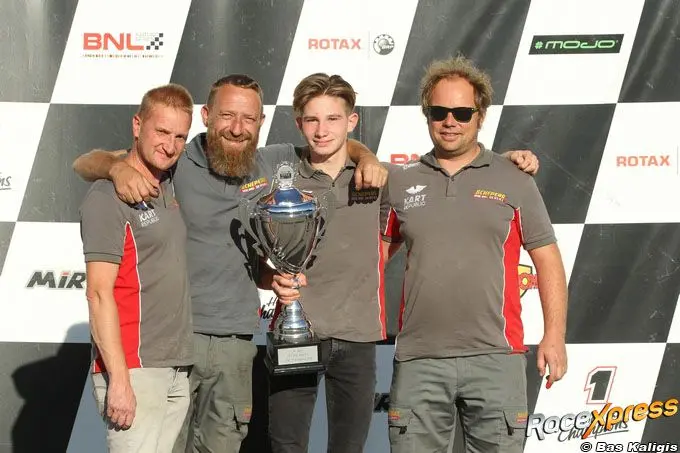 rx680 jarne geussens podium met team schepers c017646