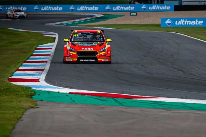 rx680 lorenzo van riet supercar challenge dtm assen 2020 1