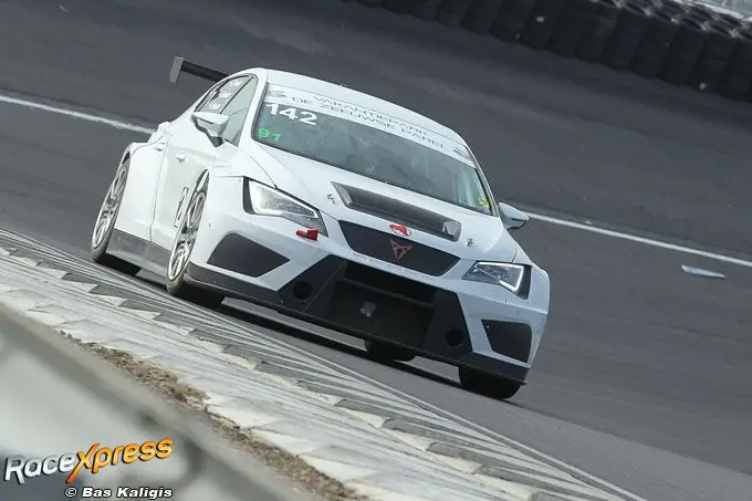 rx680 racefamilie breukers naar podium door de kombocht op vernieuwd circuit zandvoort c012582