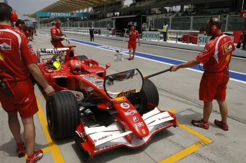 schumacher mal06 pits
