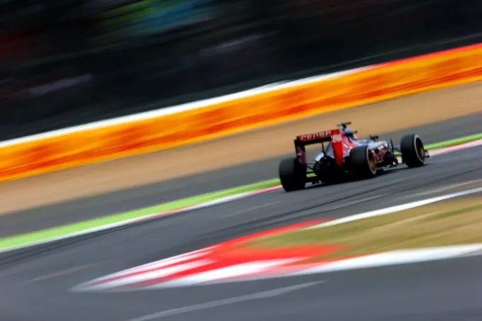 scuderia toro rosso renault