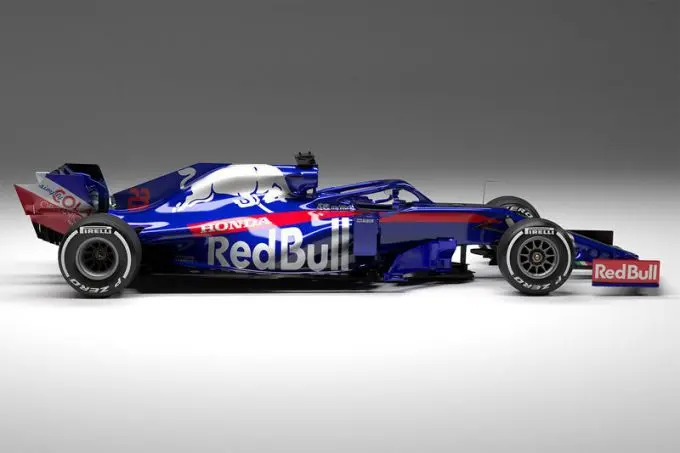 scuderia toro rosso str14 1