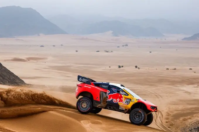 se769bastien loeb stage 7 dakar 2023 over dunes