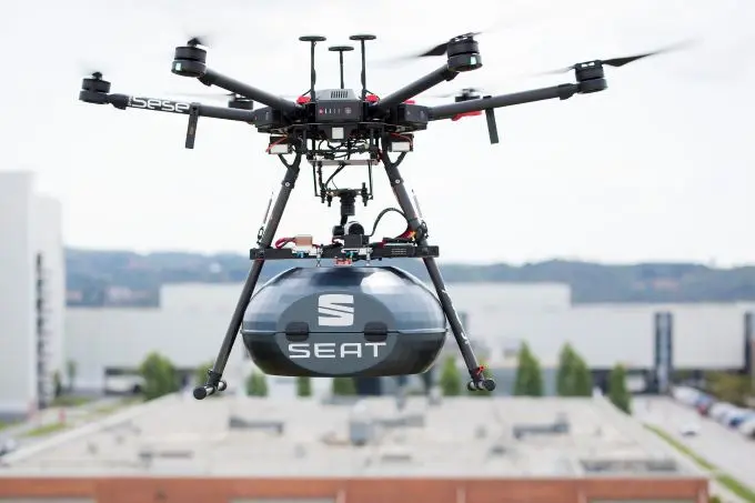 seat zet drones in voor autoproductie