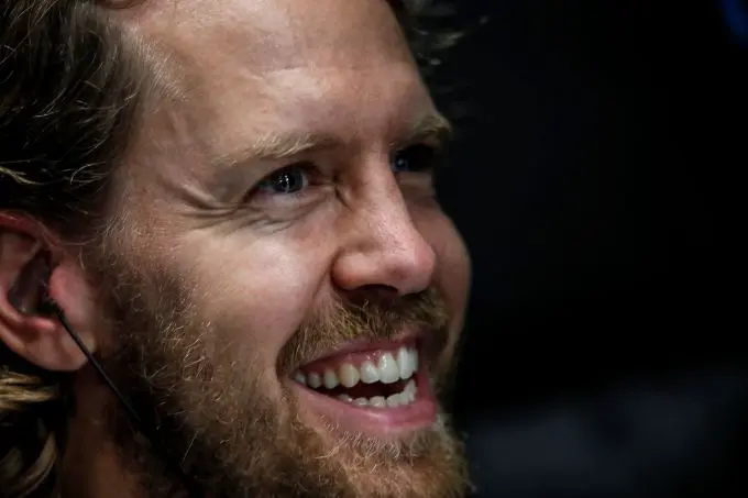 sebastian vettel portret gp2215 095141 56i2923