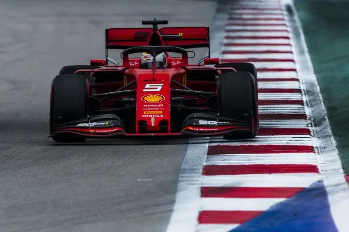 sebastian vettel sochi ferrari f1 680x453 190012 rus
