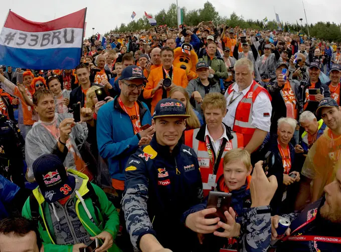 selfie max verstappen gp oostenrijk rx