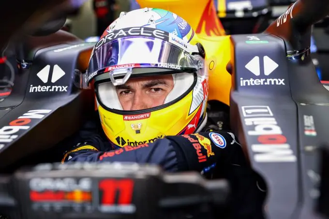 sergio perez bahrein testdagen cocokpit si202203100654 hires jpeg 24bit rgb