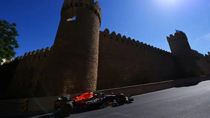 sergio perez baku race