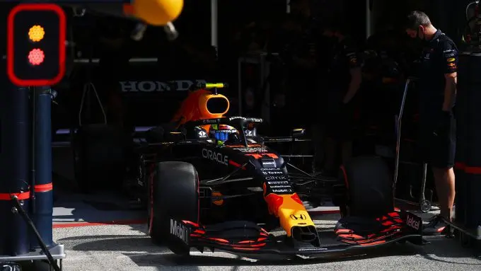 sergio perez pits 1 1