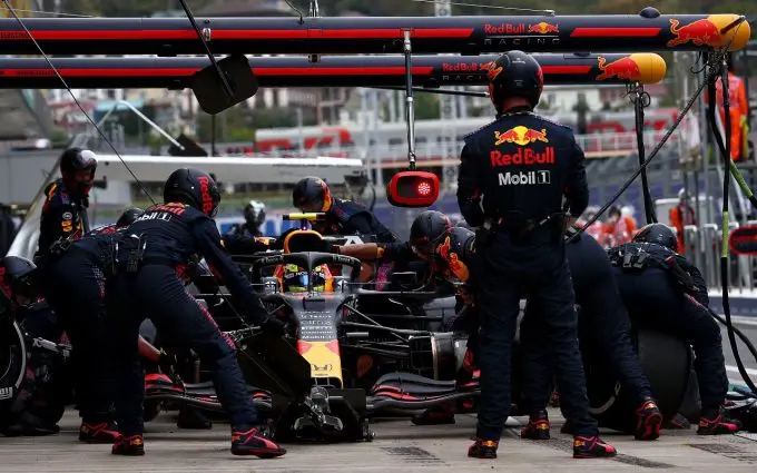 sergio perez pitstop