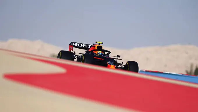 sergio perez test zondag