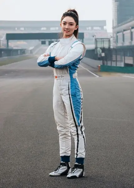 shi wei f1 academy 1 rx