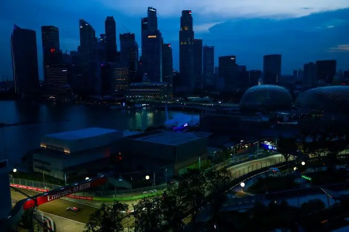 singapore en red bull si202209300260 hires jpeg 24bit rgb 1