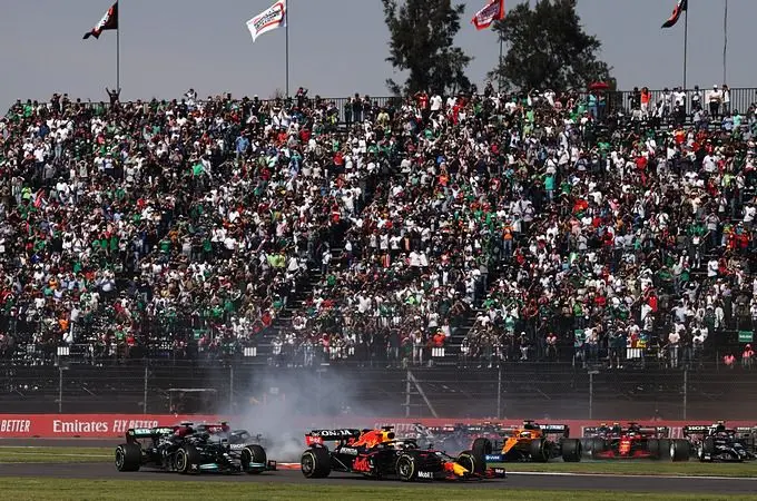spin valtteri bottas win max verstappen