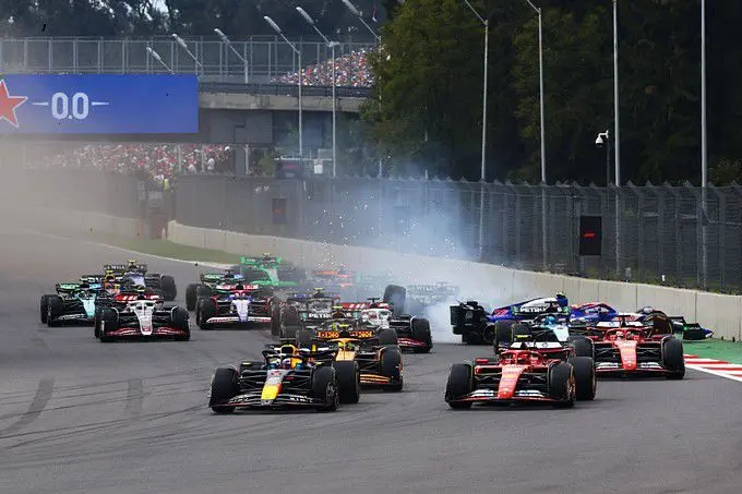 start f1 mexico crash yuki tsunoda