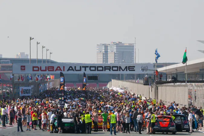start grid hankook 24h dubai 2016 racexpress 680