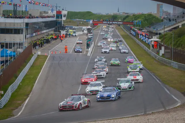 start hankook 12h zandvoort 2015 800pix