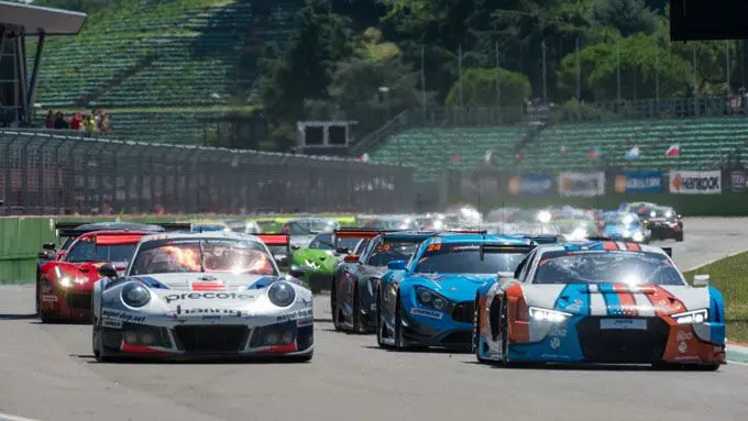start part 2 hankook 12h imola 800pix