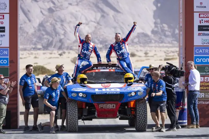 start podium coronel dakar 2025