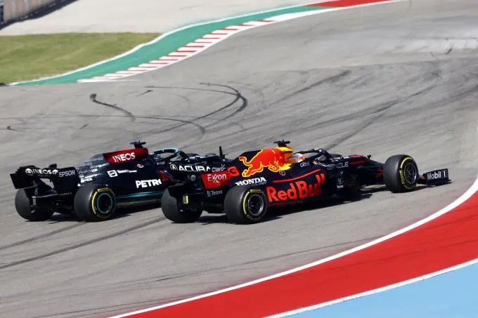 start vs verstappen hamilton