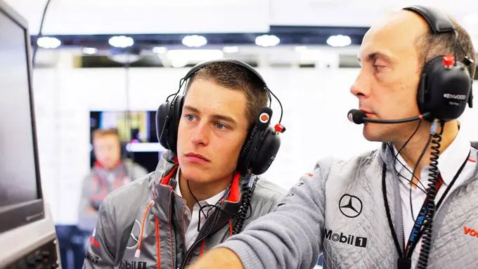 stoffel vandoorne mc laren rx 680