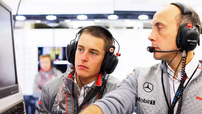 stoffel vandoorne mc laren rx 680