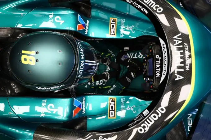 stroll cockpit