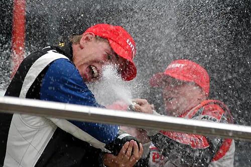 stuart champagne douche zolder