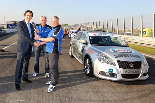 suzuki kizashi overhandiging rx 500